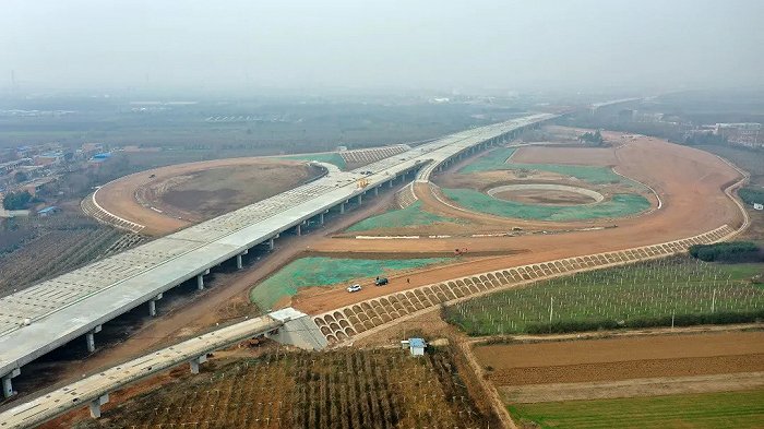 變廢為寶 600多萬噸建筑垃圾鋪筑高速公路，開啟公路工程綠色新篇章